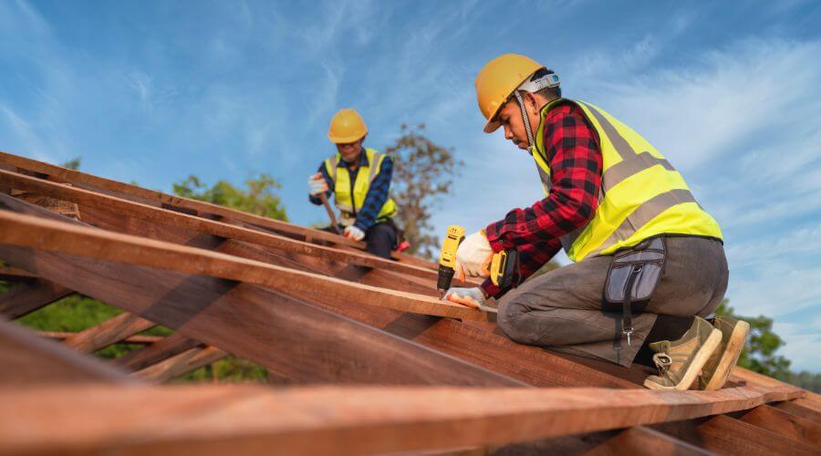 Professional Flat Roofing Installation services in Quasqueton, IA